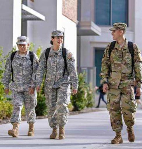 military-students-walking-on-campus